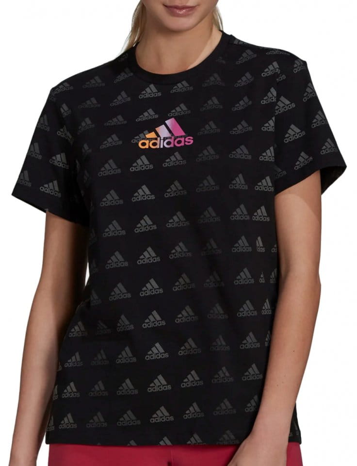Camiseta adidas Sportswear Essentials Boyfriend Gradient - 11teamsports.es